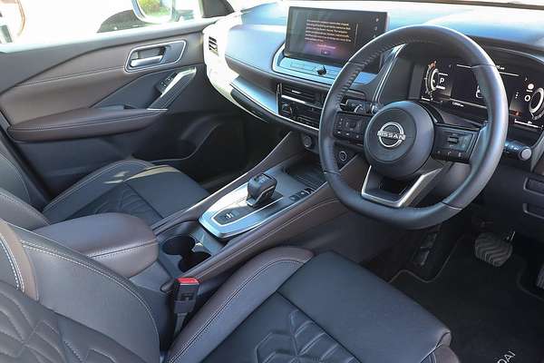 2025 Nissan QASHQAI Ti J12