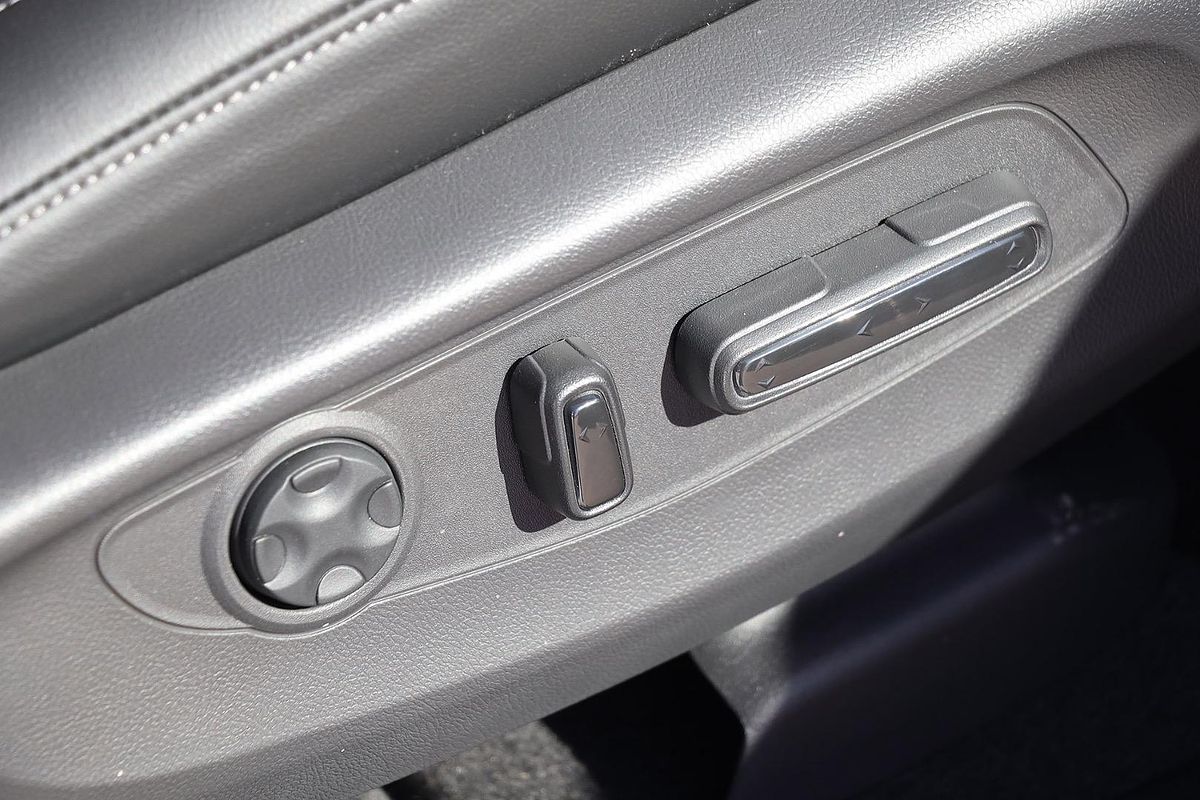 2025 Honda CR-V VTi LX RS