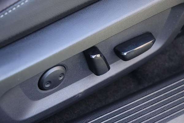 2025 Nissan QASHQAI Ti J12