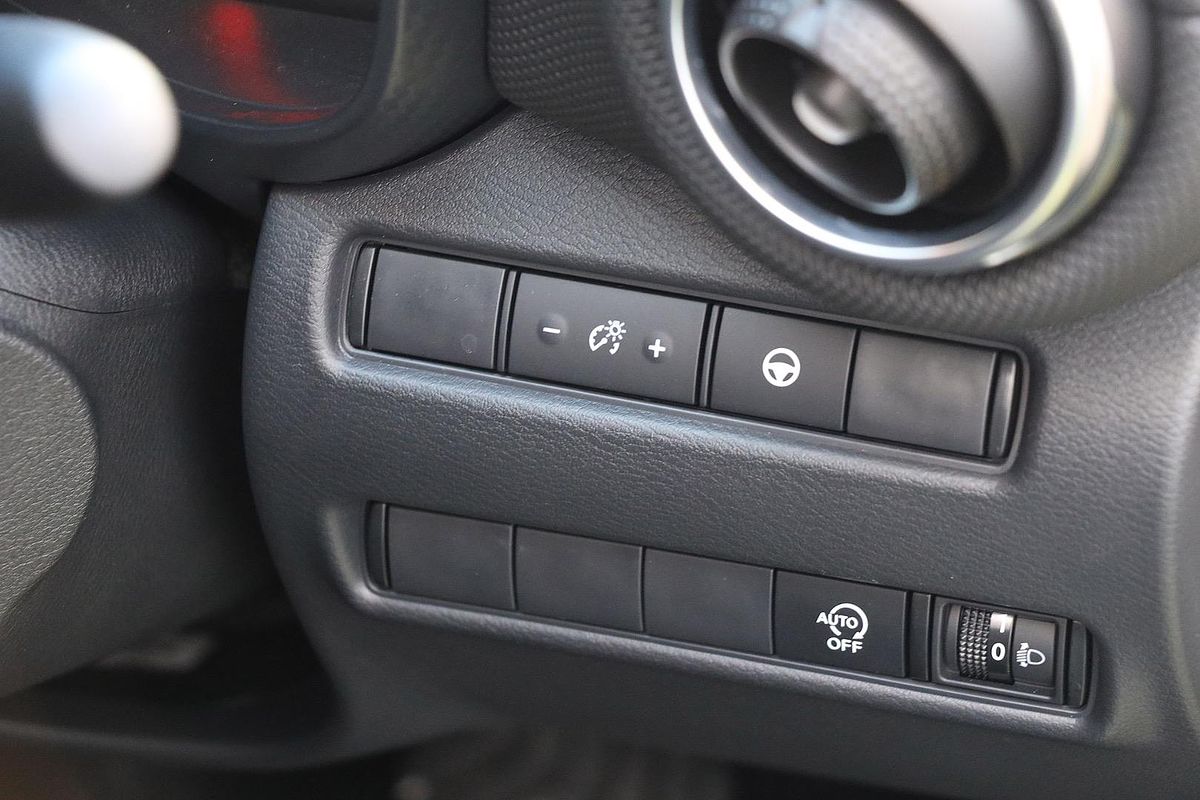 2024 Nissan JUKE ST-L F16