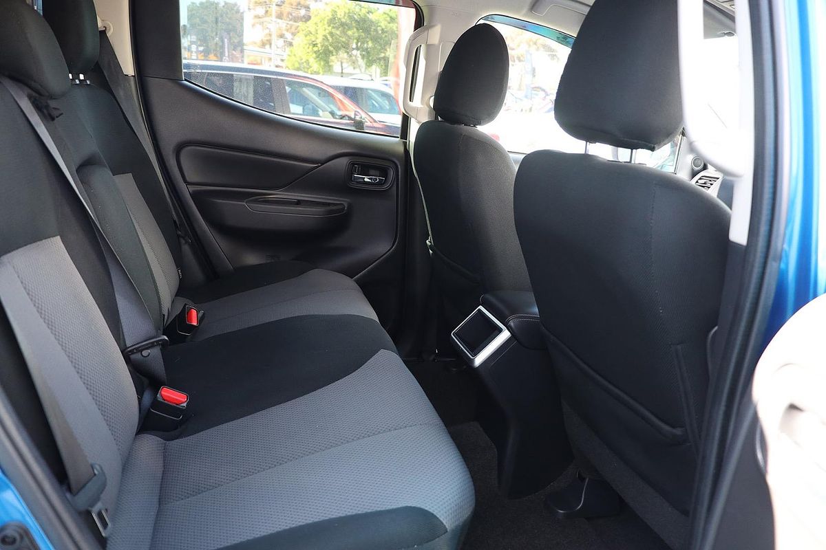 2020 Mitsubishi Triton GLX-R MR 4X4