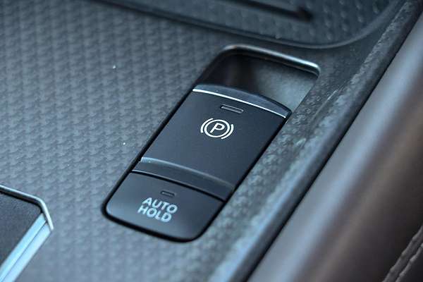 2025 Nissan QASHQAI Ti J12