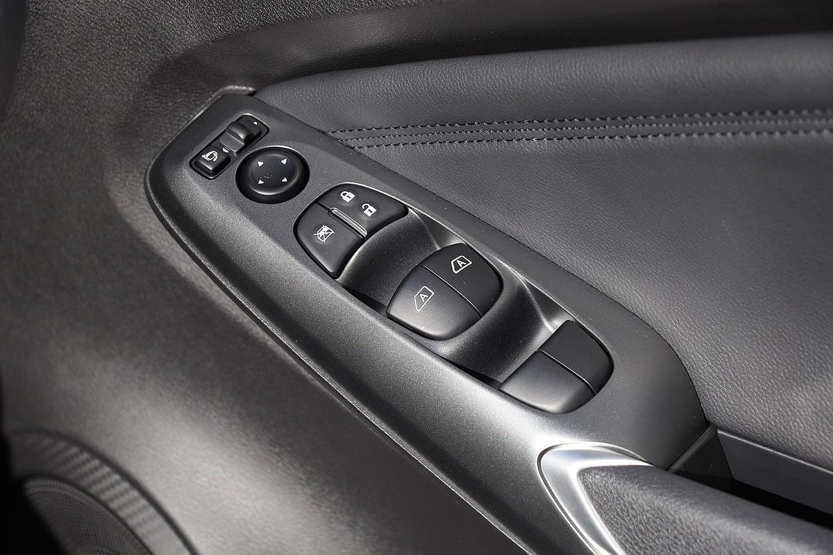 2024 Nissan JUKE ST-L F16