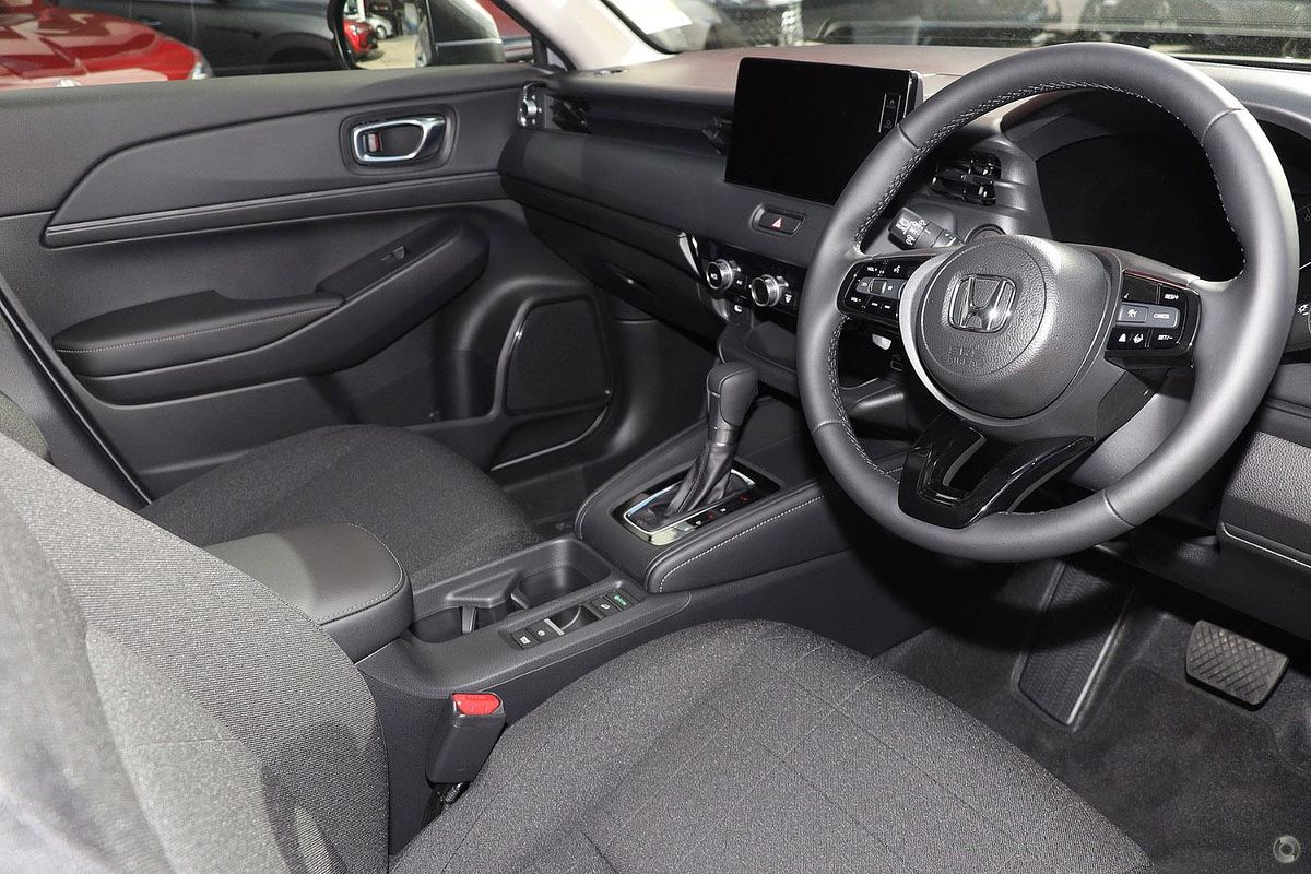 2025 Honda HR-V Vi X