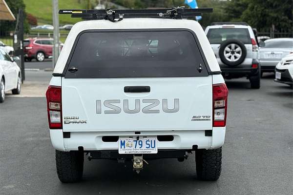 2015 Isuzu D-MAX SX High Ride Rear Wheel Drive