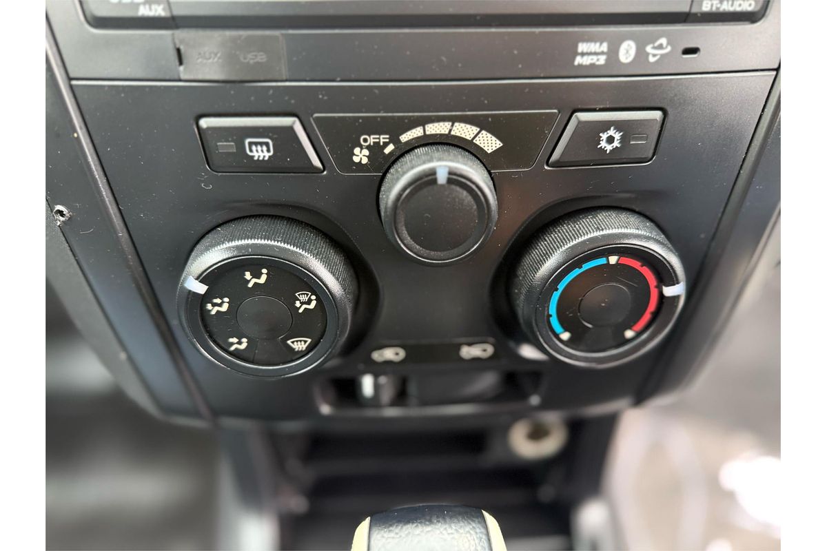 2015 Isuzu D-MAX SX High Ride Rear Wheel Drive