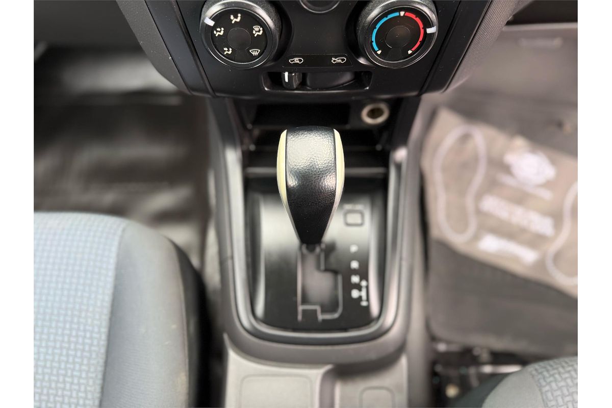 2015 Isuzu D-MAX SX High Ride Rear Wheel Drive