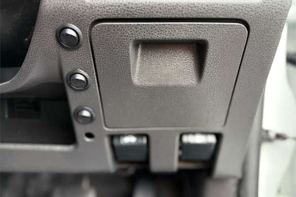 2015 Isuzu D-MAX SX High Ride Rear Wheel Drive