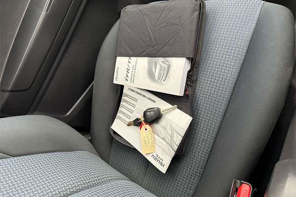 2015 Isuzu D-MAX SX High Ride Rear Wheel Drive