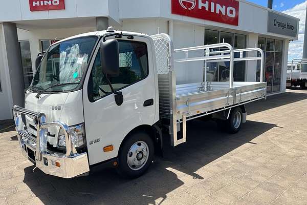 2025 Hino 300 Series 616