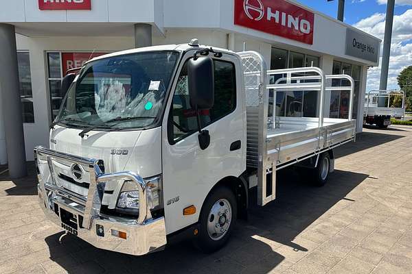2025 Hino 300 Series 616