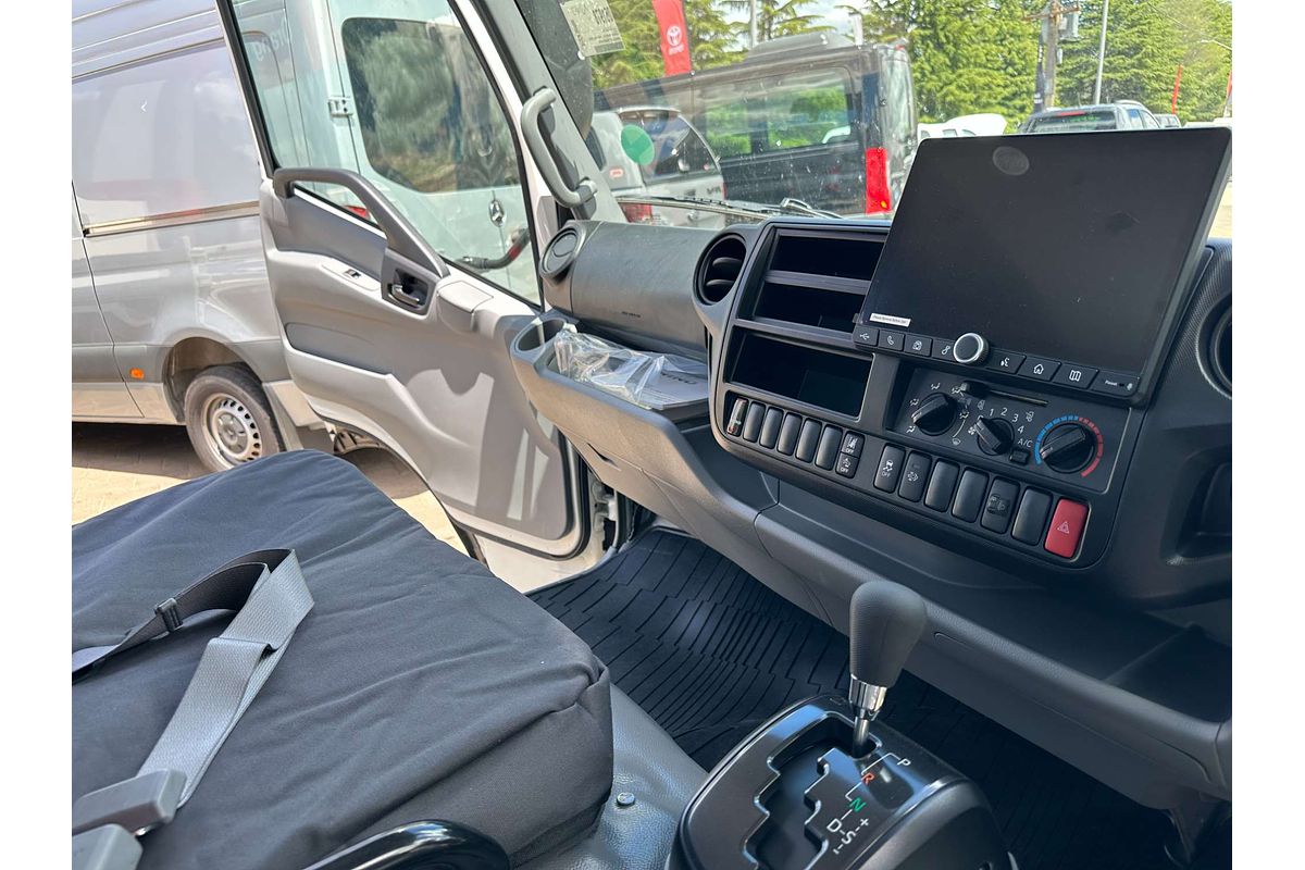 2025 Hino 300 Series 616