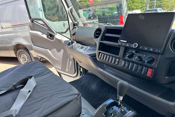 2025 Hino 300 Series 616