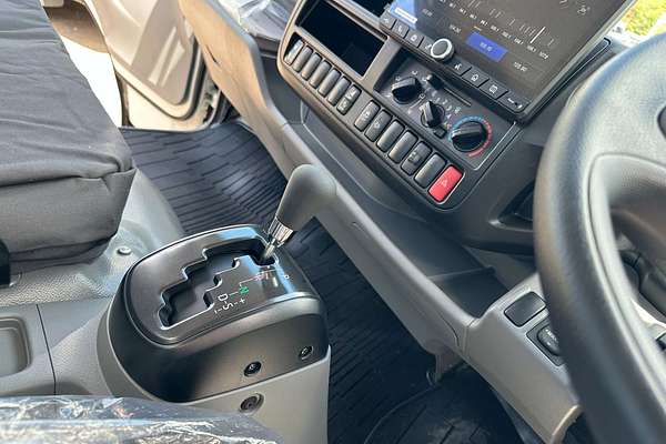 2025 Hino 300 Series 616