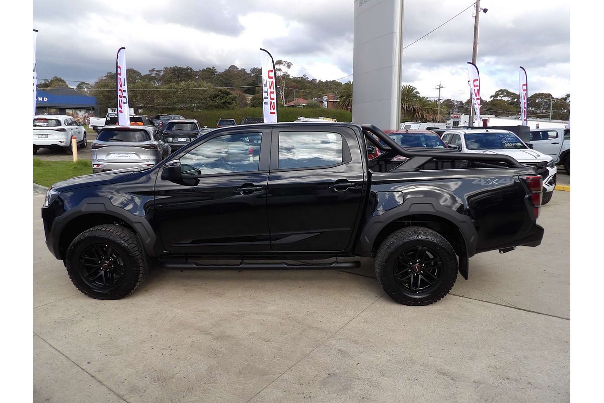 2025 Isuzu D-MAX BLADE 4X4