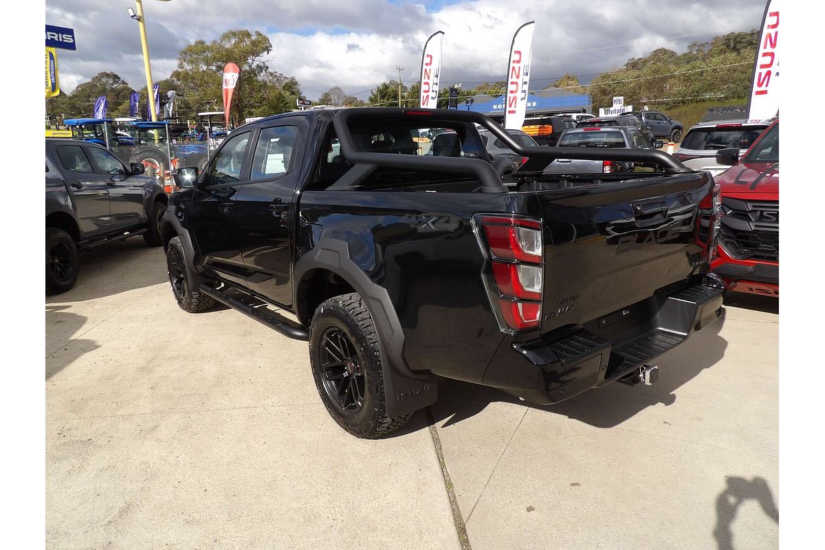 2025 Isuzu D-MAX BLADE 4X4