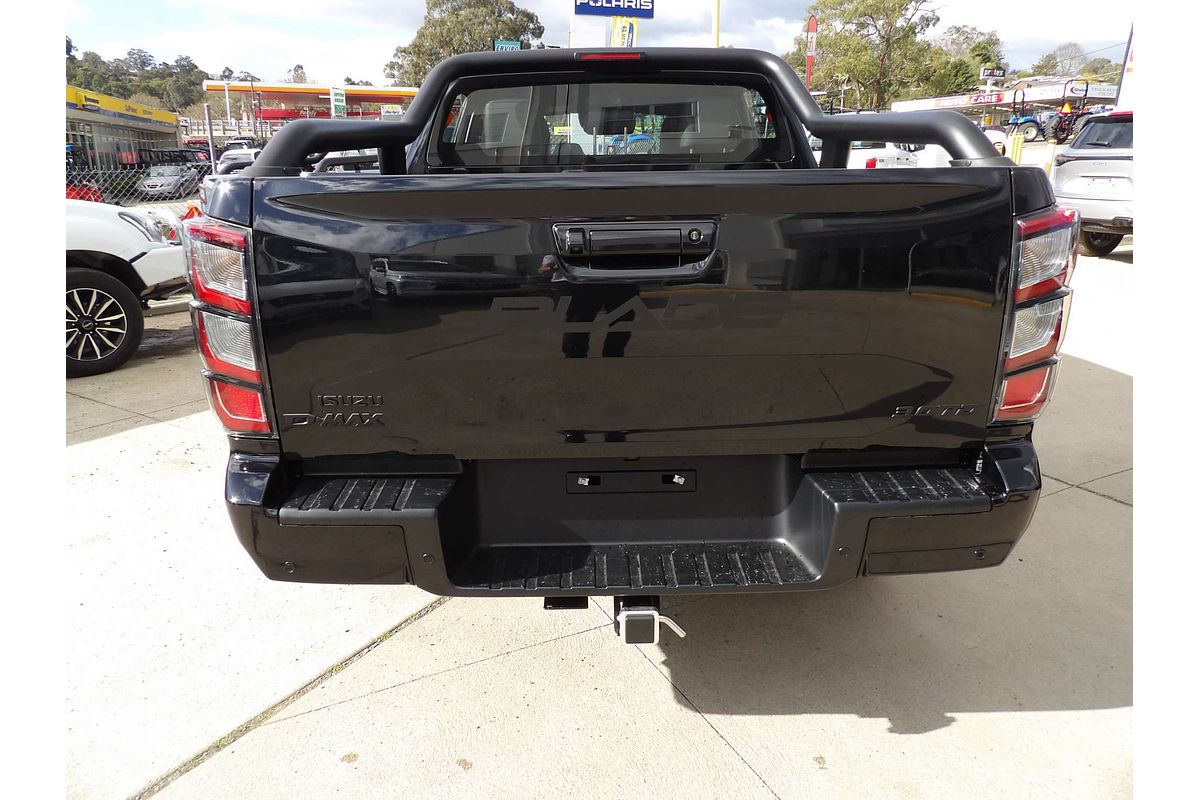 2025 Isuzu D-MAX BLADE 4X4