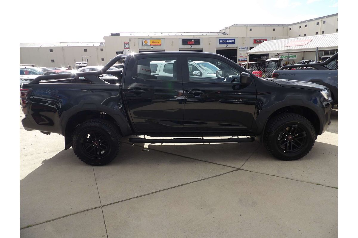 2025 Isuzu D-MAX BLADE 4X4