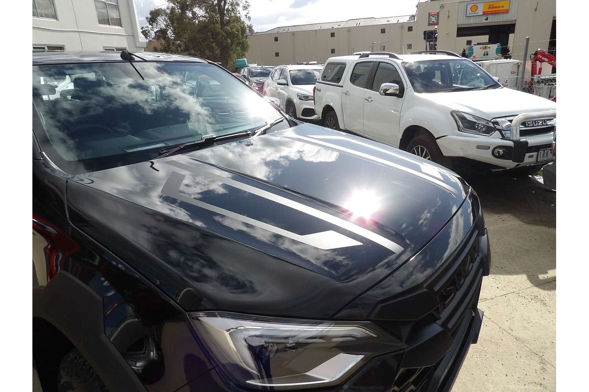 2025 Isuzu D-MAX BLADE 4X4