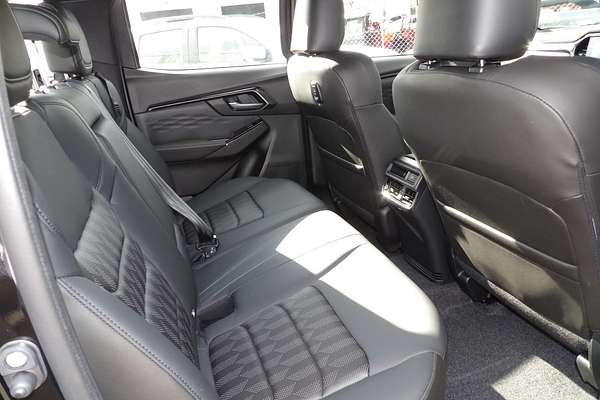 2025 Isuzu D-MAX BLADE 4X4