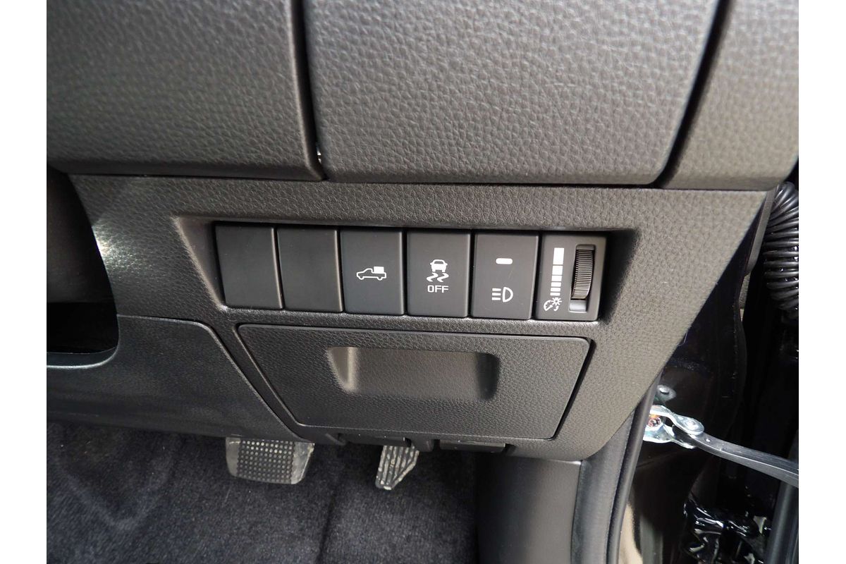 2025 Isuzu D-MAX BLADE 4X4