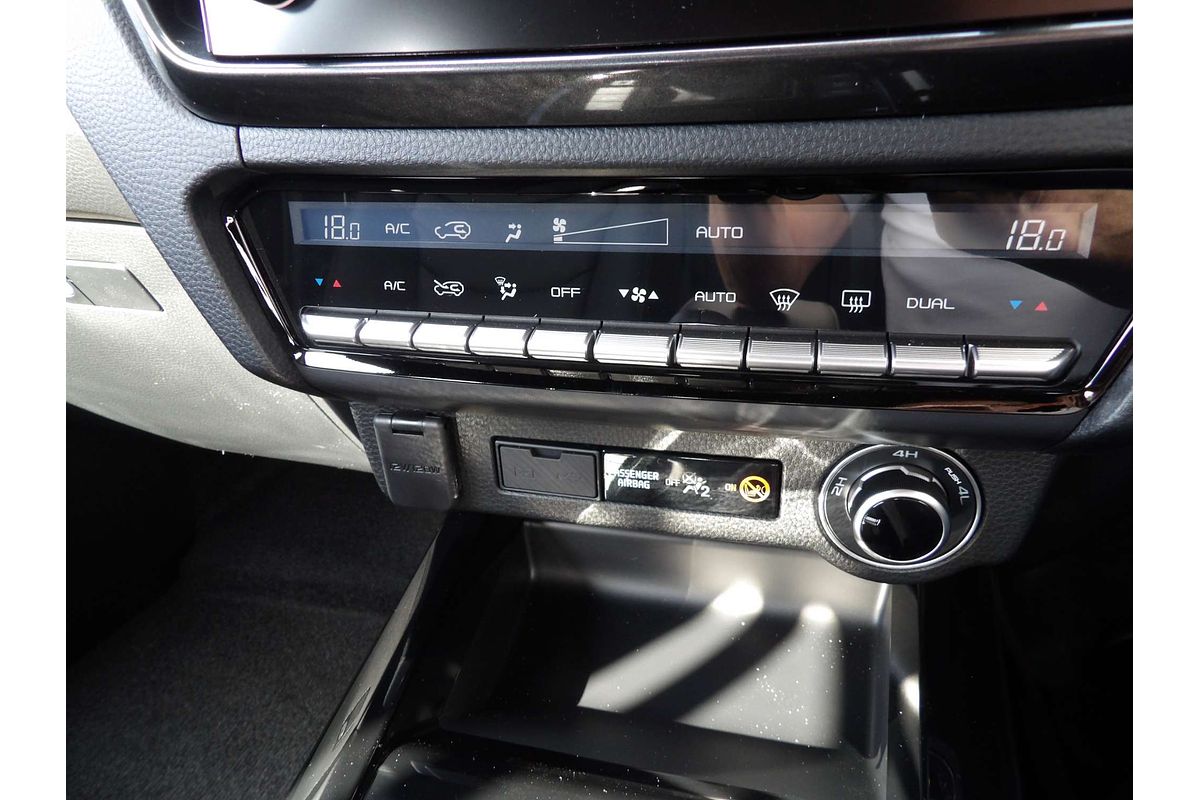 2025 Isuzu D-MAX BLADE 4X4