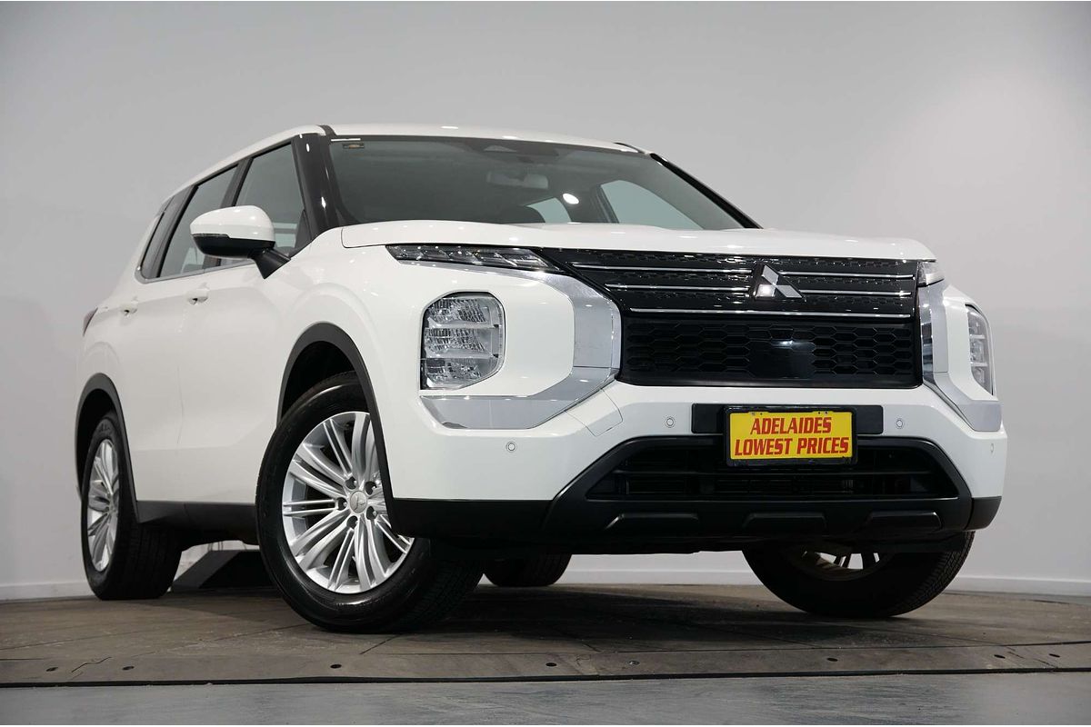 2024 Mitsubishi Outlander ES ZM