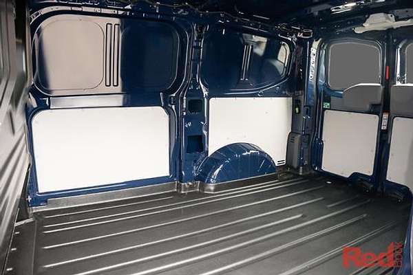 2025 Volkswagen Transporter TDI 125kW NSN SWB Low Roof