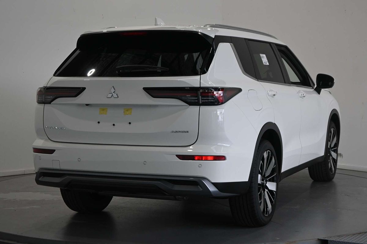 2025 Mitsubishi Outlander Aspire ZM