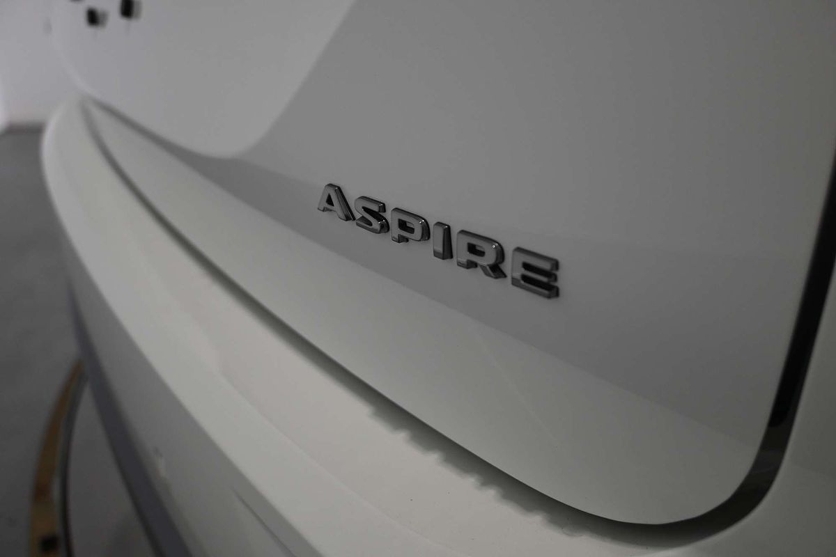 2025 Mitsubishi Outlander Aspire ZM