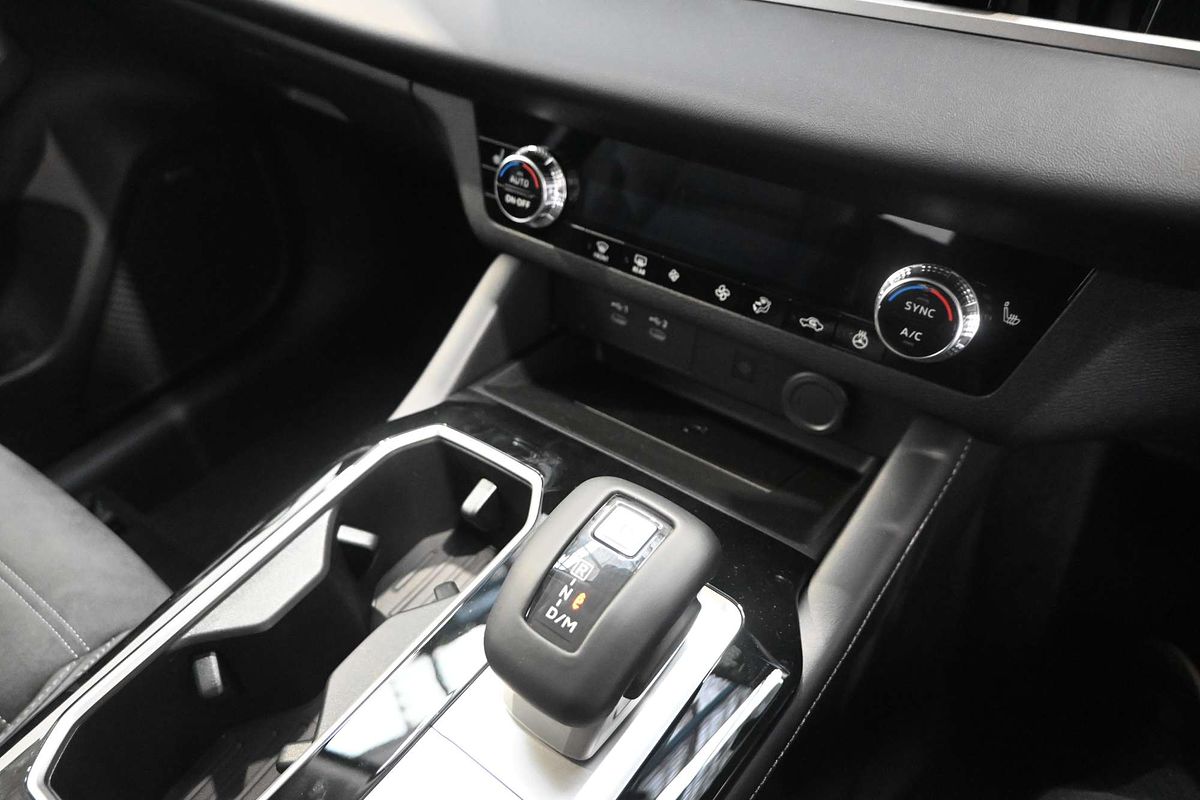 2025 Mitsubishi Outlander Aspire ZM