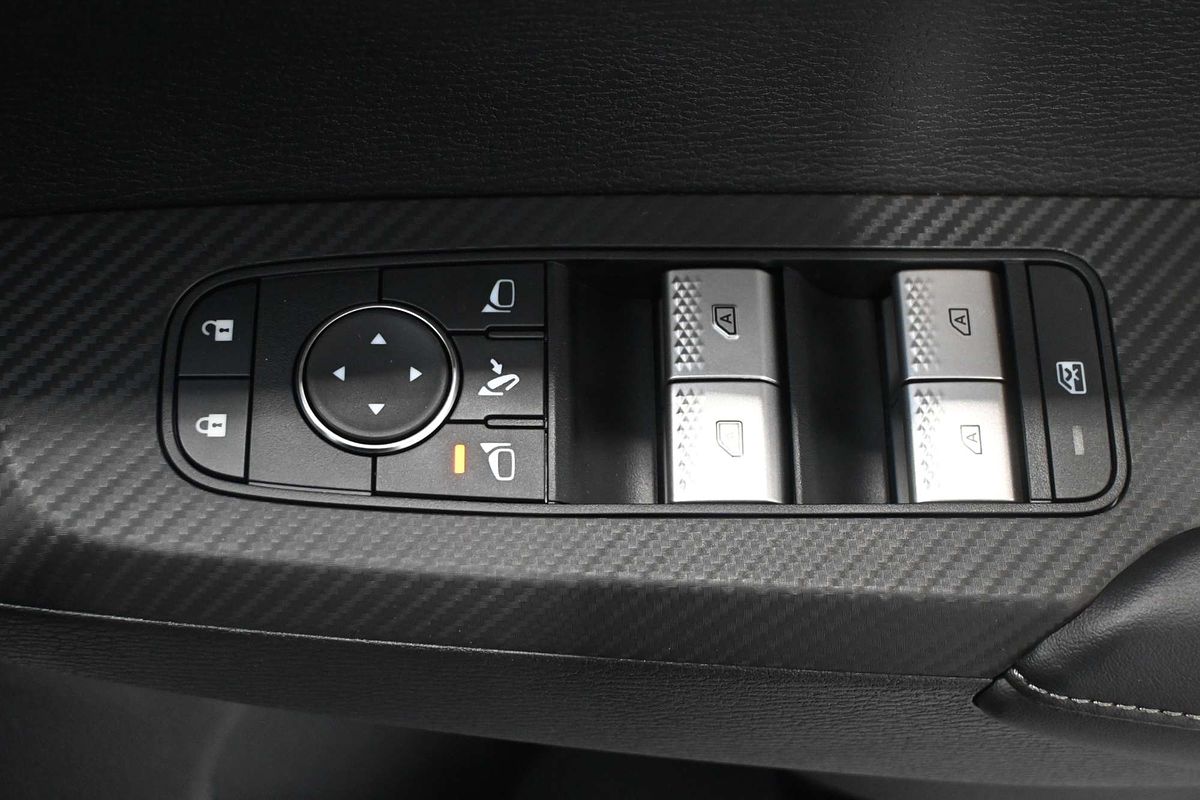 2025 Mitsubishi Outlander Aspire ZM