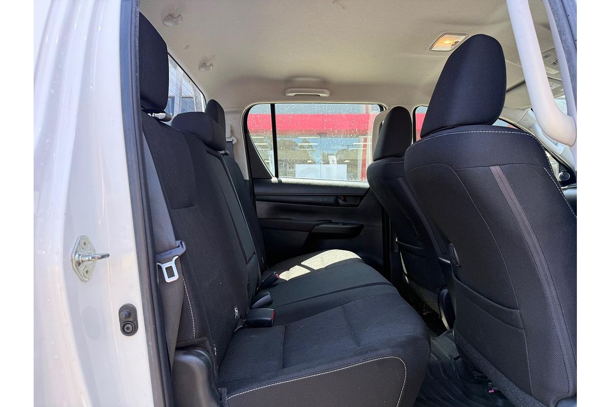 2019 Toyota Hilux SR GUN126R 4X4