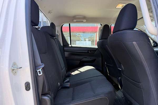 2019 Toyota Hilux SR GUN126R 4X4