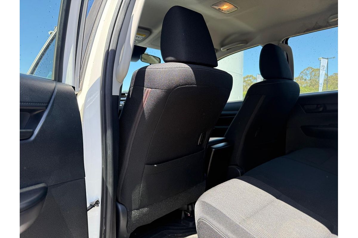 2019 Toyota Hilux SR GUN126R 4X4