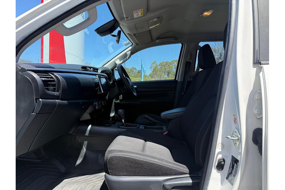 2019 Toyota Hilux SR GUN126R 4X4