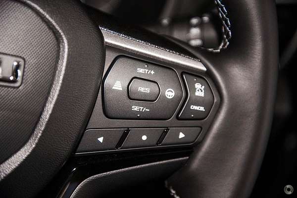 2025 Isuzu MU-X LS-T