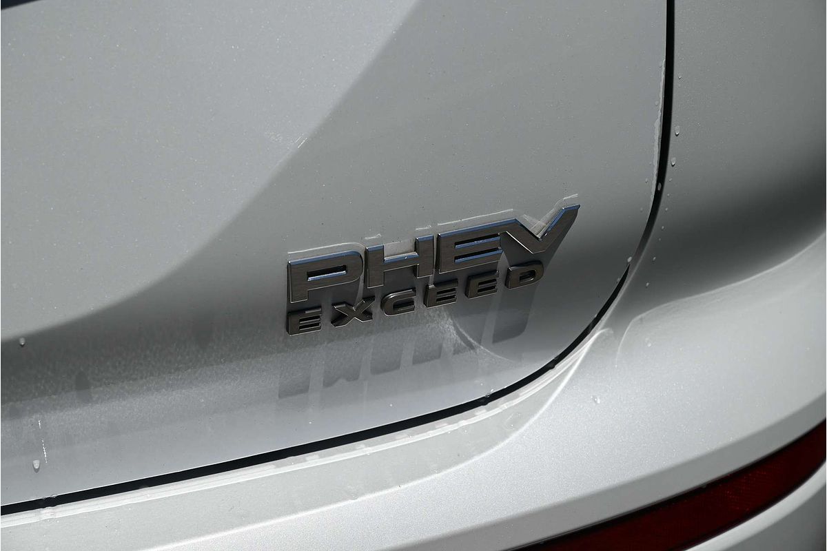 2023 Mitsubishi Outlander PHEV Exceed Tourer ZM