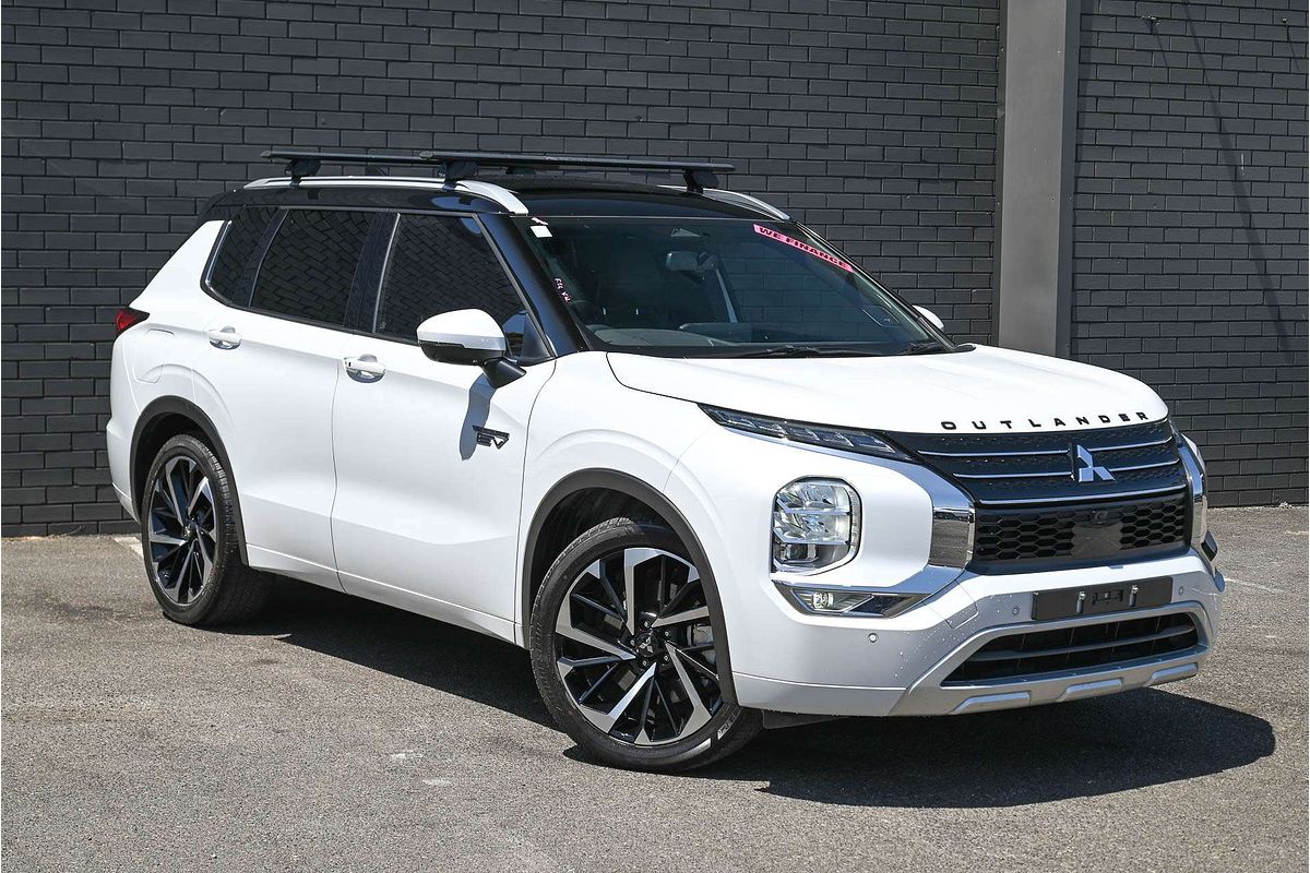 2023 Mitsubishi Outlander PHEV Exceed Tourer ZM