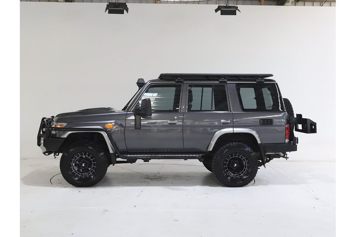 2018 Toyota Landcruiser GXL VDJ76R