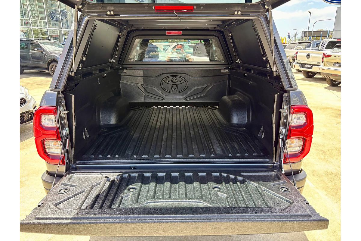 2024 Toyota Hilux SR5 GUN126R 4X4