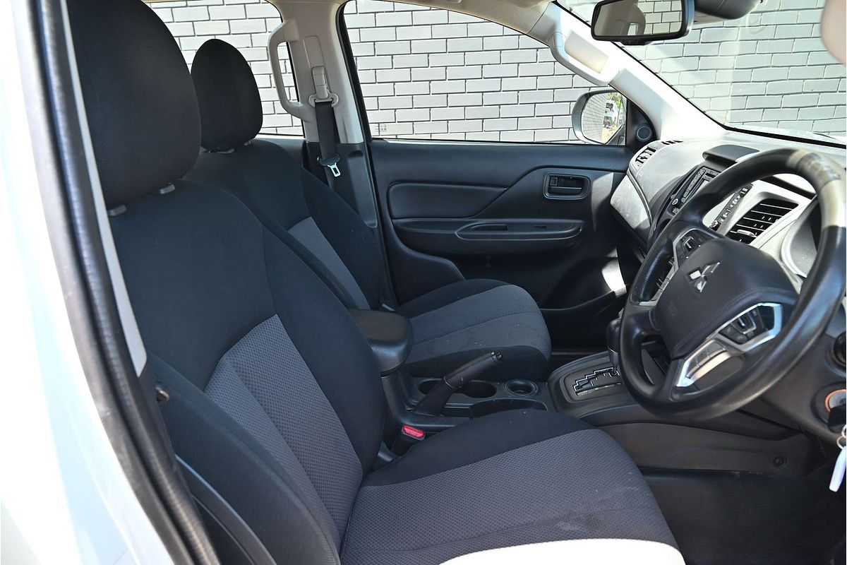 2022 Mitsubishi Triton GLX MR Rear Wheel Drive