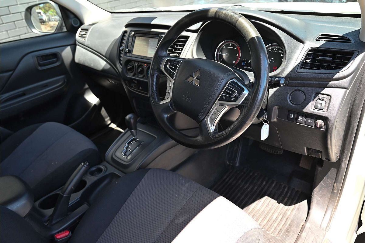 2022 Mitsubishi Triton GLX MR Rear Wheel Drive