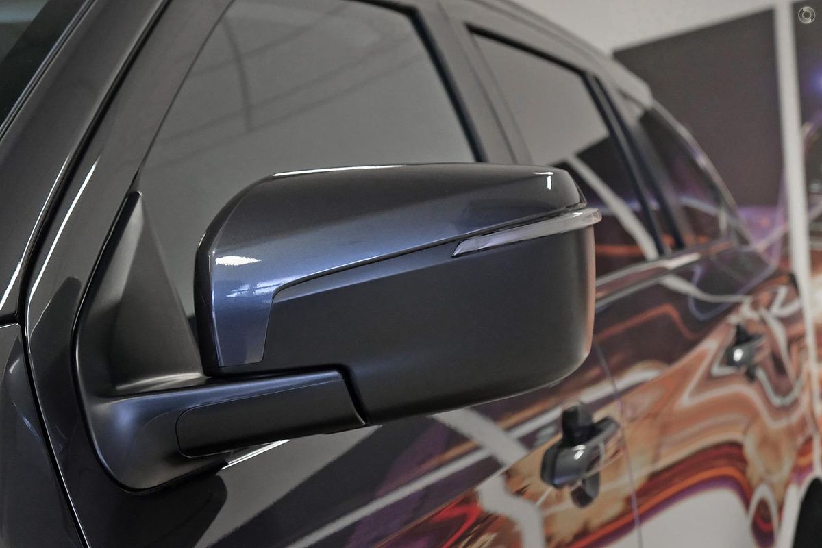 2025 Isuzu MU-X LS-U