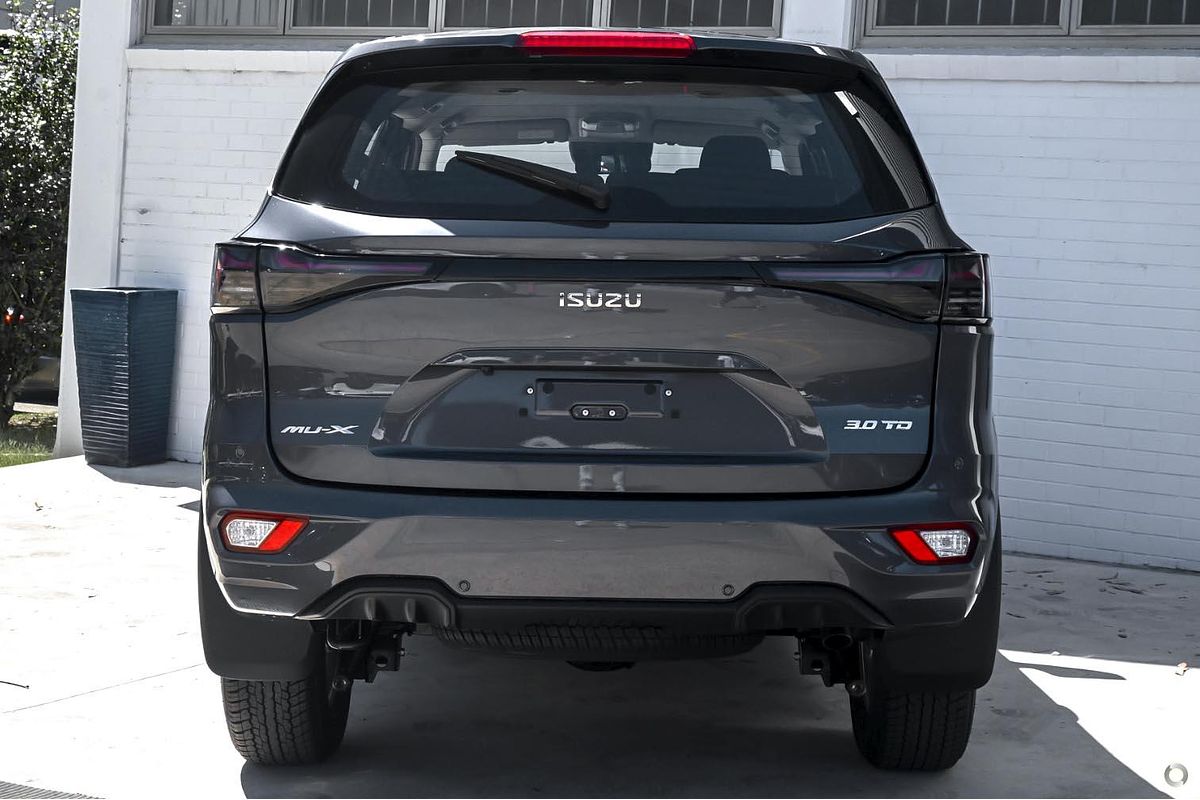 2025 Isuzu MU-X LS-M