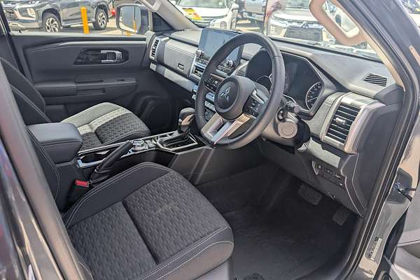 2024 Mitsubishi Triton GLS MV 4X4
