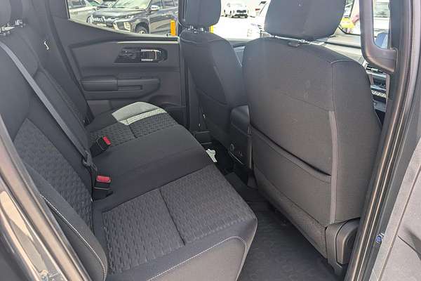 2024 Mitsubishi Triton GLS MV 4X4