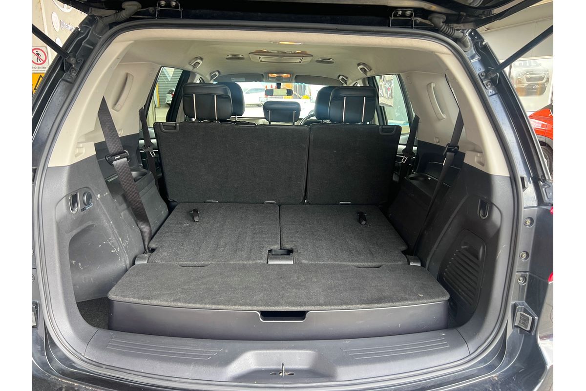 2017 Isuzu MU-X LS-T