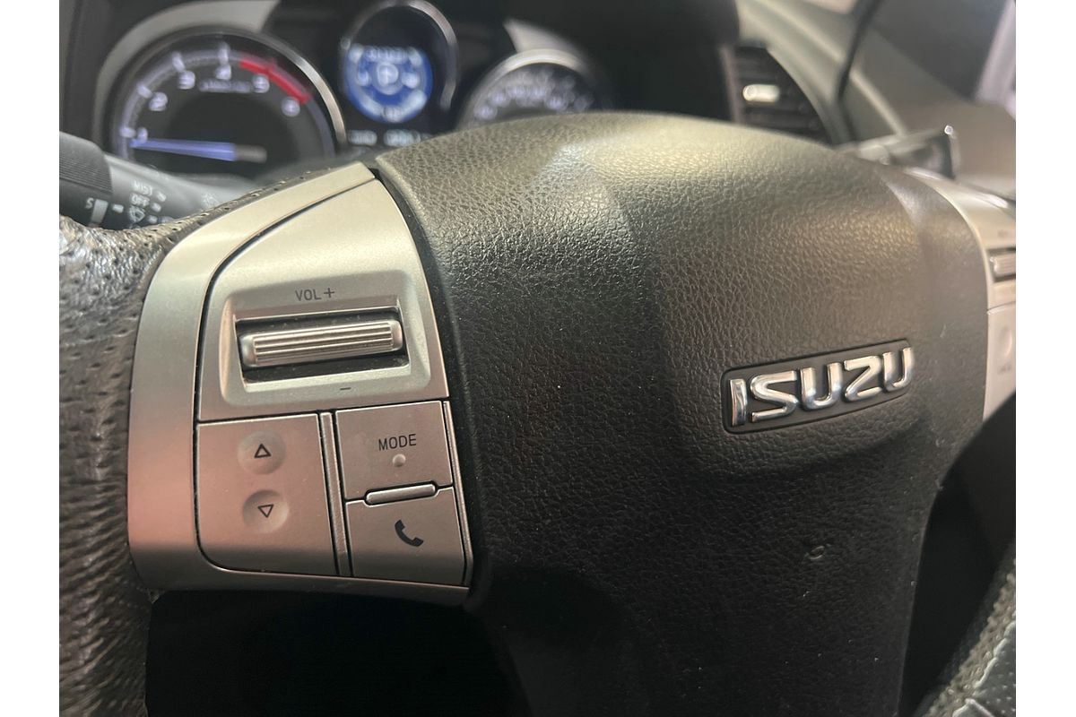2017 Isuzu MU-X LS-T