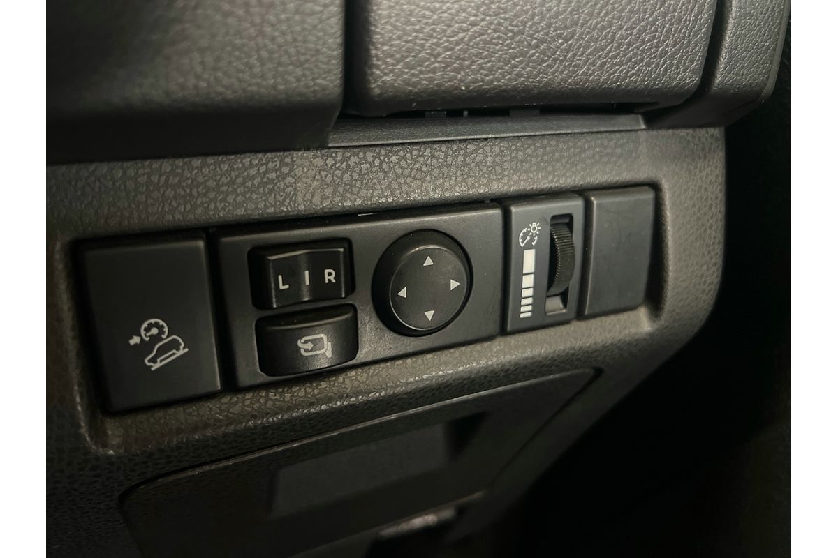 2017 Isuzu MU-X LS-T